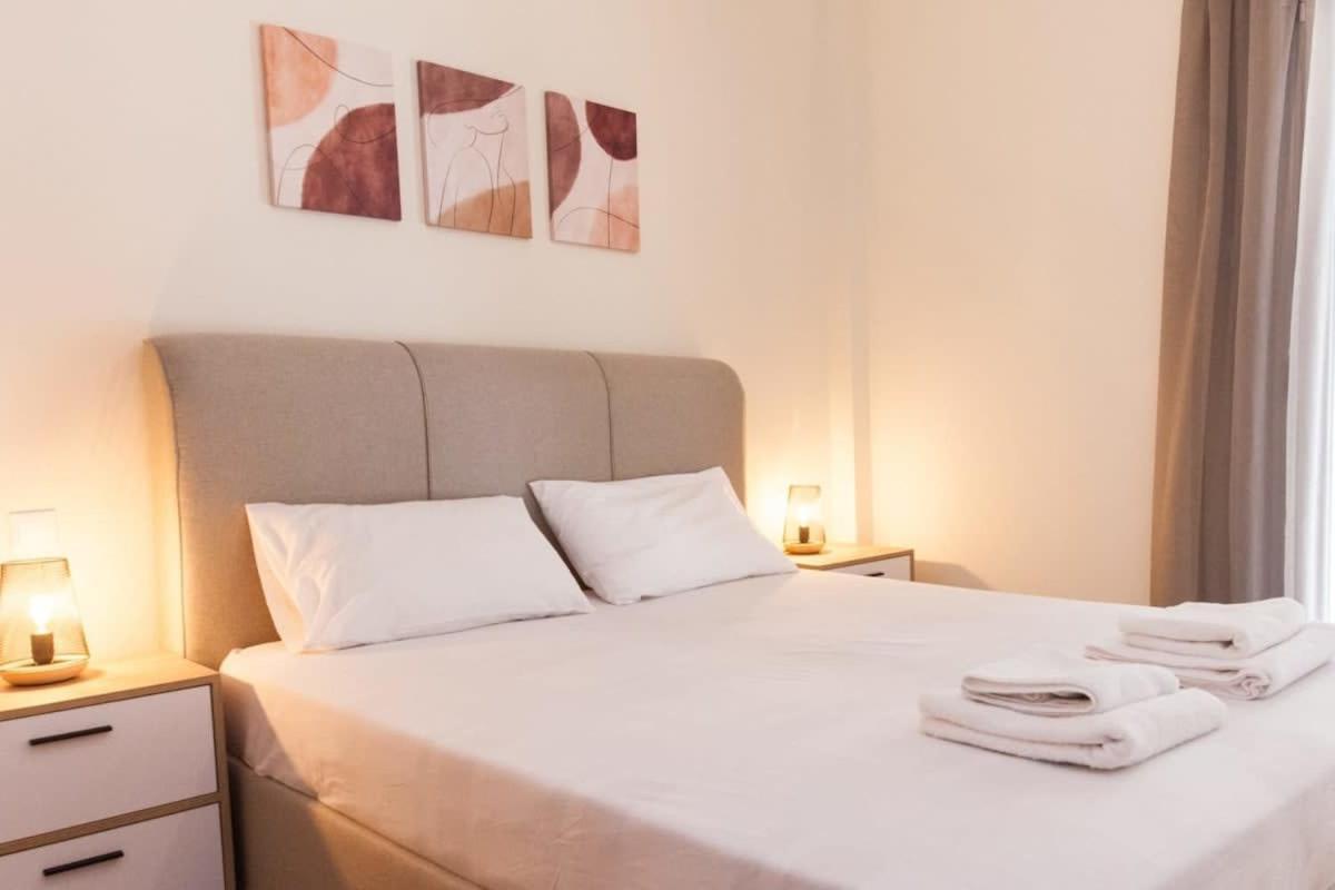 Brand New 2 Bedroom Haven Apt In Galatsi Athens Ngoại thất bức ảnh